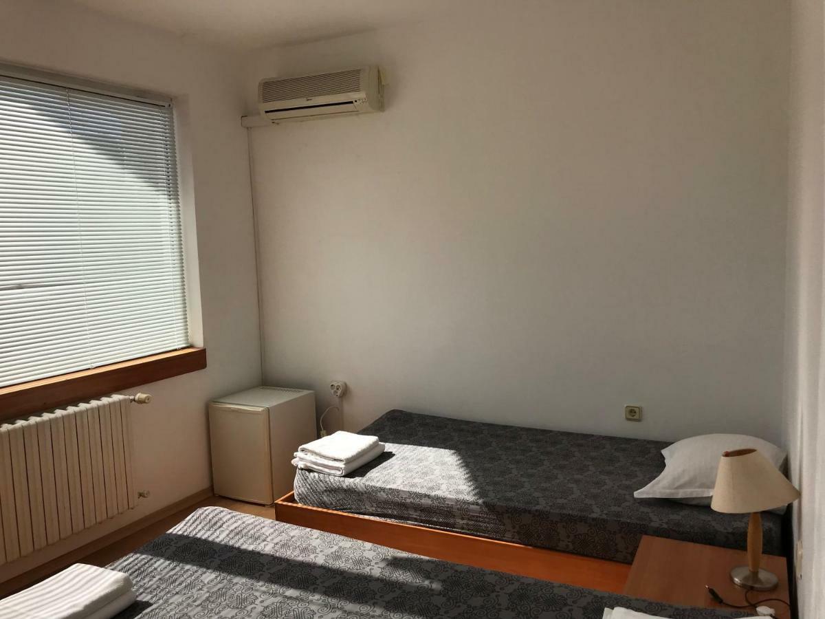 Hotel Milena'S House Burgas Esterno foto